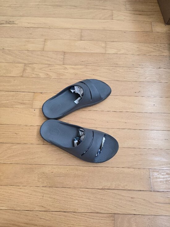 OOFOS | OOahh Charcoal Slate Gray Monochrome Recovery Slide Sandals | Men 13 main image 5